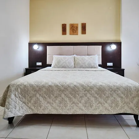 Pigasos Apartament *